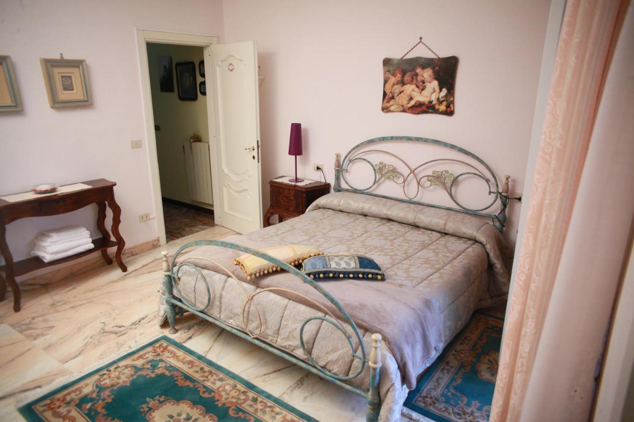 Villa Cecilia Bed And Breakfast Cellole Exterior photo